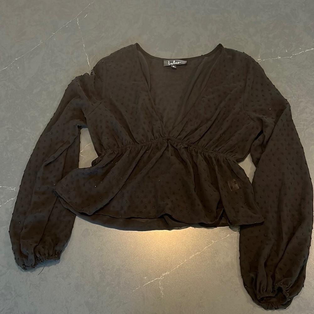 Cropped black blouse